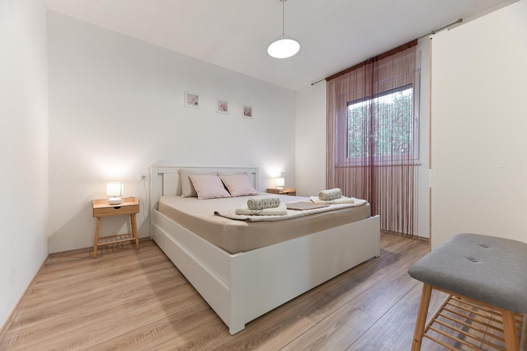 Holiday Home Aprilis With Pool, Jacuzzi And Sauna Galovac  Екстериор снимка